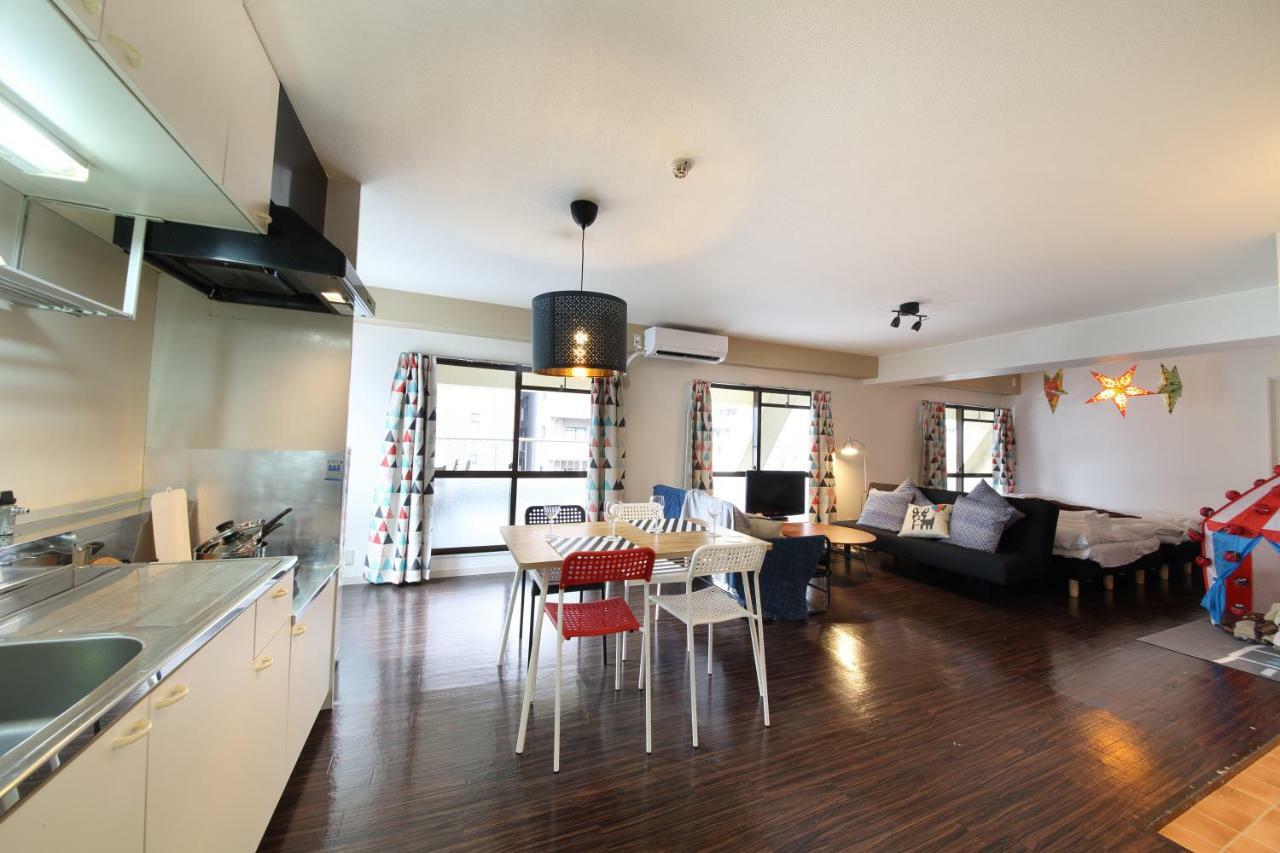 Appartamento di 50 m² con 1 camera Osaka Esterno foto